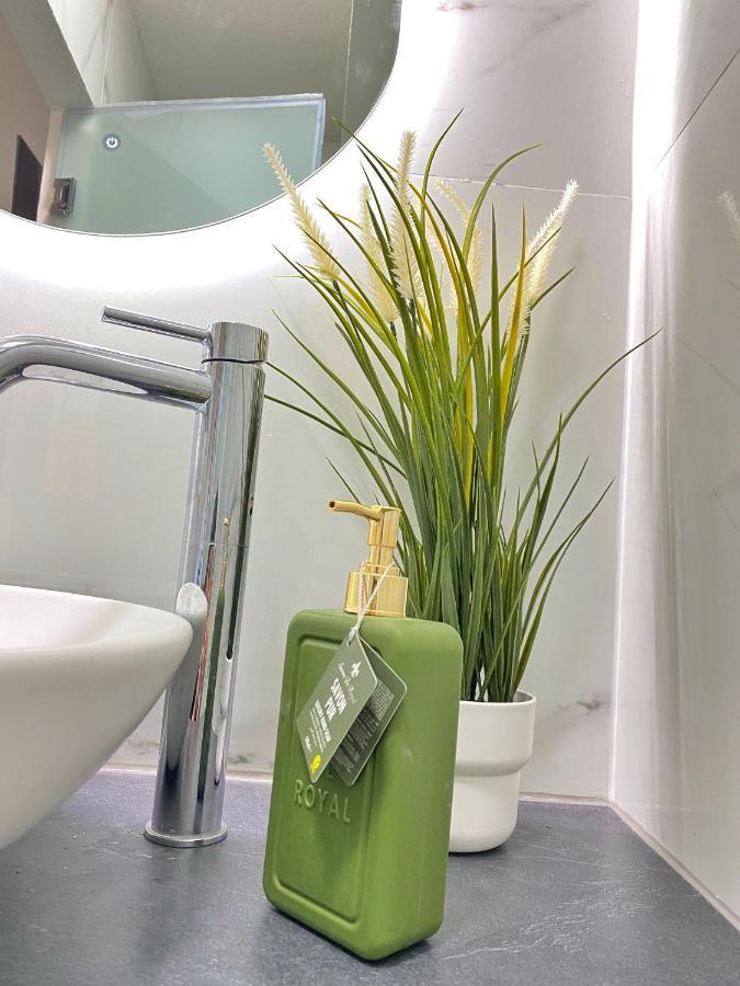 אוהריד Wild Pear Old Town Boutique Accommodation מראה חיצוני תמונה