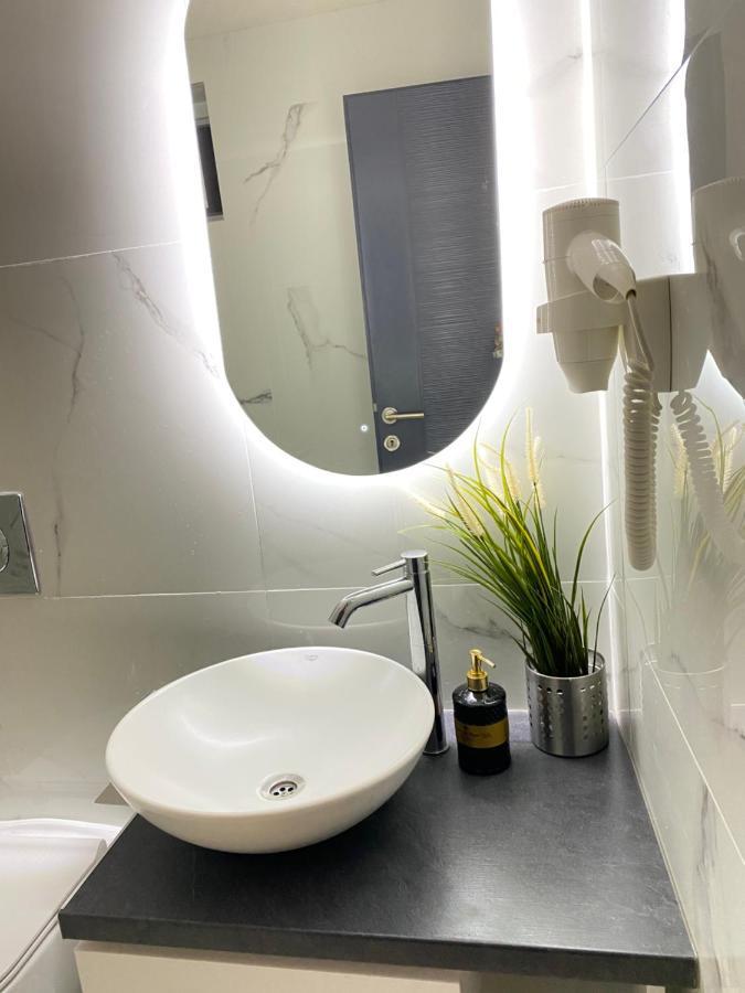 אוהריד Wild Pear Old Town Boutique Accommodation מראה חיצוני תמונה